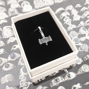 Thor&#39;s Hammer Pendant in 925 Sterling Silver Silver Hammer of Thor Pendant