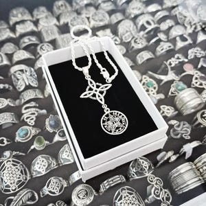 Colgante Doble Protección Nudo de Bruja y Tetragramatón fabricado en plata 925/ Witches Knott and Tetragramaton Sterling Silver Pendant