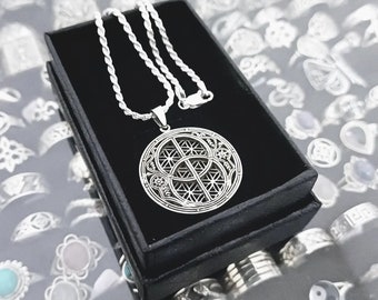 Silver Vesica Pendant of Pisces and Flower of Life