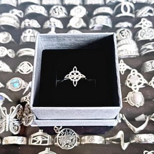 Anillo Nudo de Brujas fabricado en plata de ley 925/ Sterling Silver Witches Knot Ring