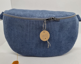 Bauchtasche Hipbag Cord Crossbag Handmade jeansblau Schultertasche Muttertag Frau Tochter Mädchen Schultergurt  26cmx16,5cm