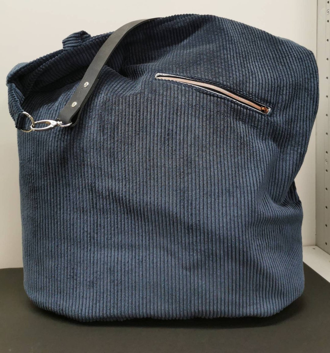 Tote Bag / Shoulder Bag / Pouch Bag / Shopper / Spacious