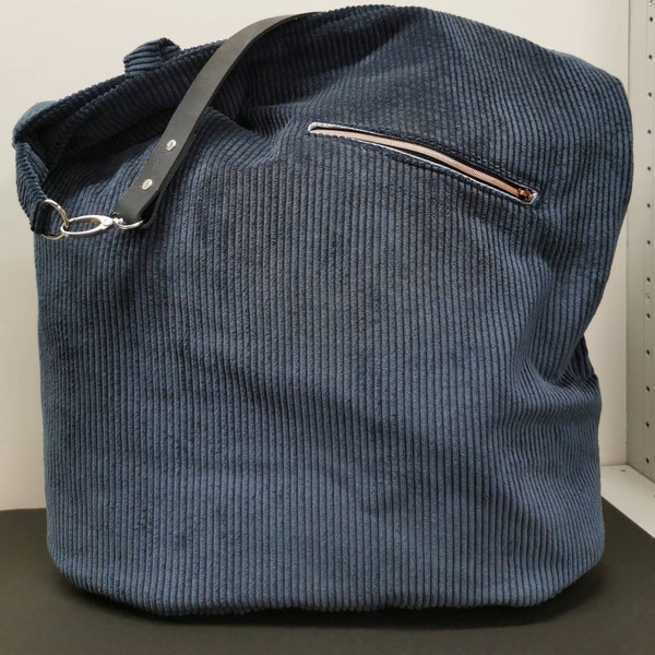 Totebag / Schultertasche / Beuteltasche / Shopper /geräumige Handtasche / blauer Cordstoff