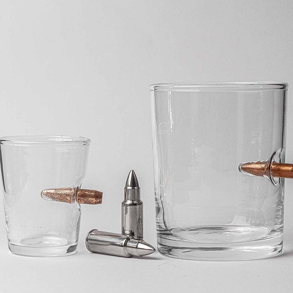 Whiskyglas „Shot” mit Patrone | SHOTgläser Schnaps- oder Whiskyglas mit Geschoss | Geschenkidee Jäger, Party gag, Dekanter