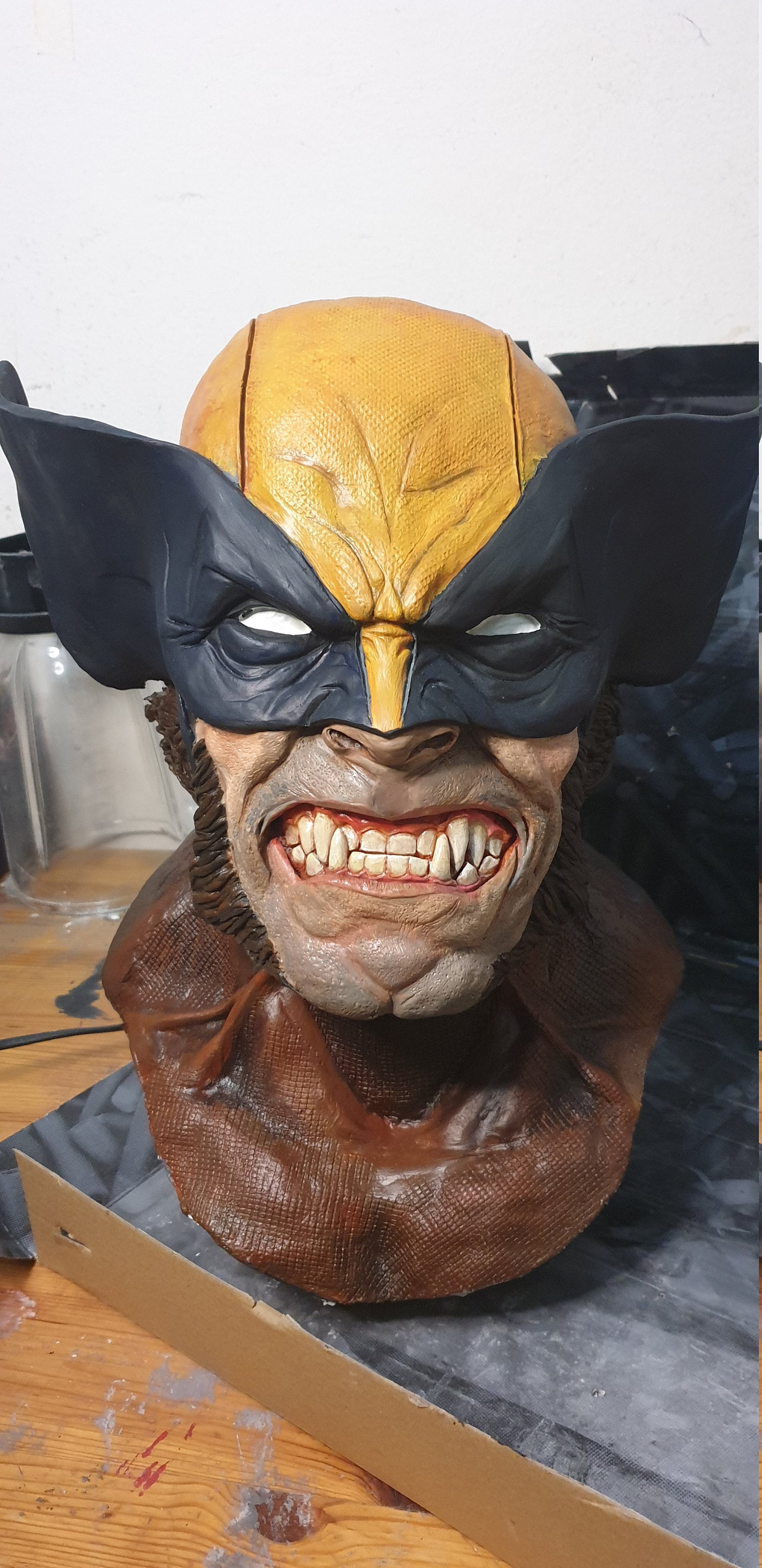 Wolverine bust