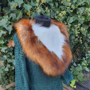 Faux fur fluffy fox bib