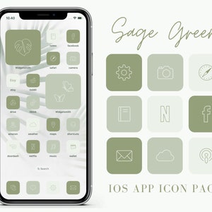 Puede incluir: Paquete de iconos de aplicaciones iOS Sage Green con fondo verde y contornos blancos. Los iconos incluyen una brújula, una cámara, ajustes, notas, una letra N, Facebook, una nube, un podcast y un sobre.