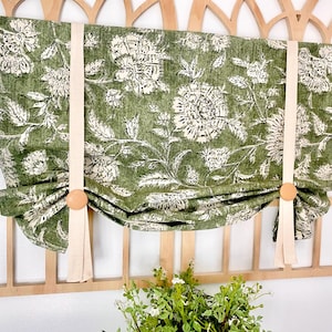 Green Floral Farmhouse Tie Up Valance: Basanti Pine Rustic Kitchen Decor