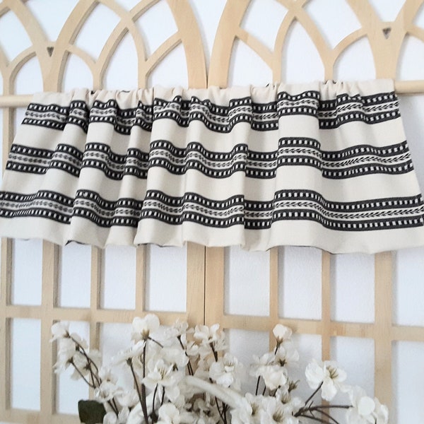 Kitchen Valance - Etsy