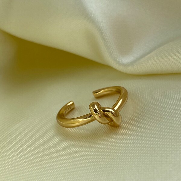 Gold rimmed ring/ Sterling silver 925/ adjustable ring/ 18k gold/ ring chunky/ elegant jewelry