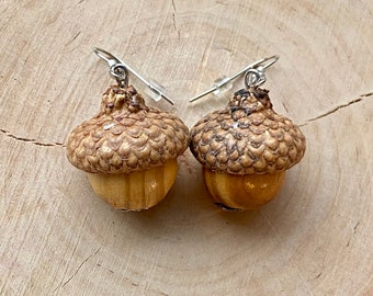 Earrings acorn shaded brown wooden ball