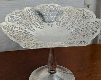 VTG International Silver Co IS Pierced Pedestal Compote Candy Dish Silverplate