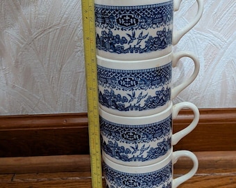 Vtg Blue Willow Stacking Mugs Set 4 USA China Tea Coffee Cups Retro Chinoiserie