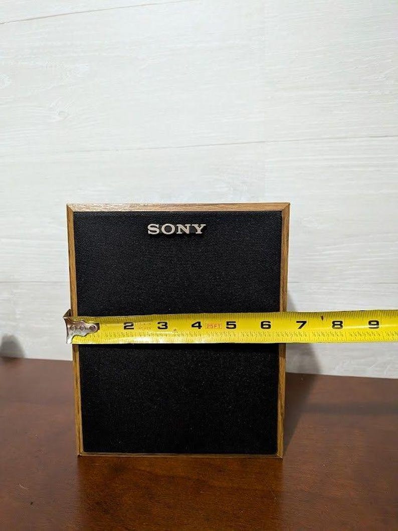 Vintage UNTESTED SONY SS-U21 Speaker System 8 Ohm 40W Wood Grain image 3