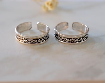 Sterling Silver Textured Toe Rings: Adjustable Boho Beach Jewelry