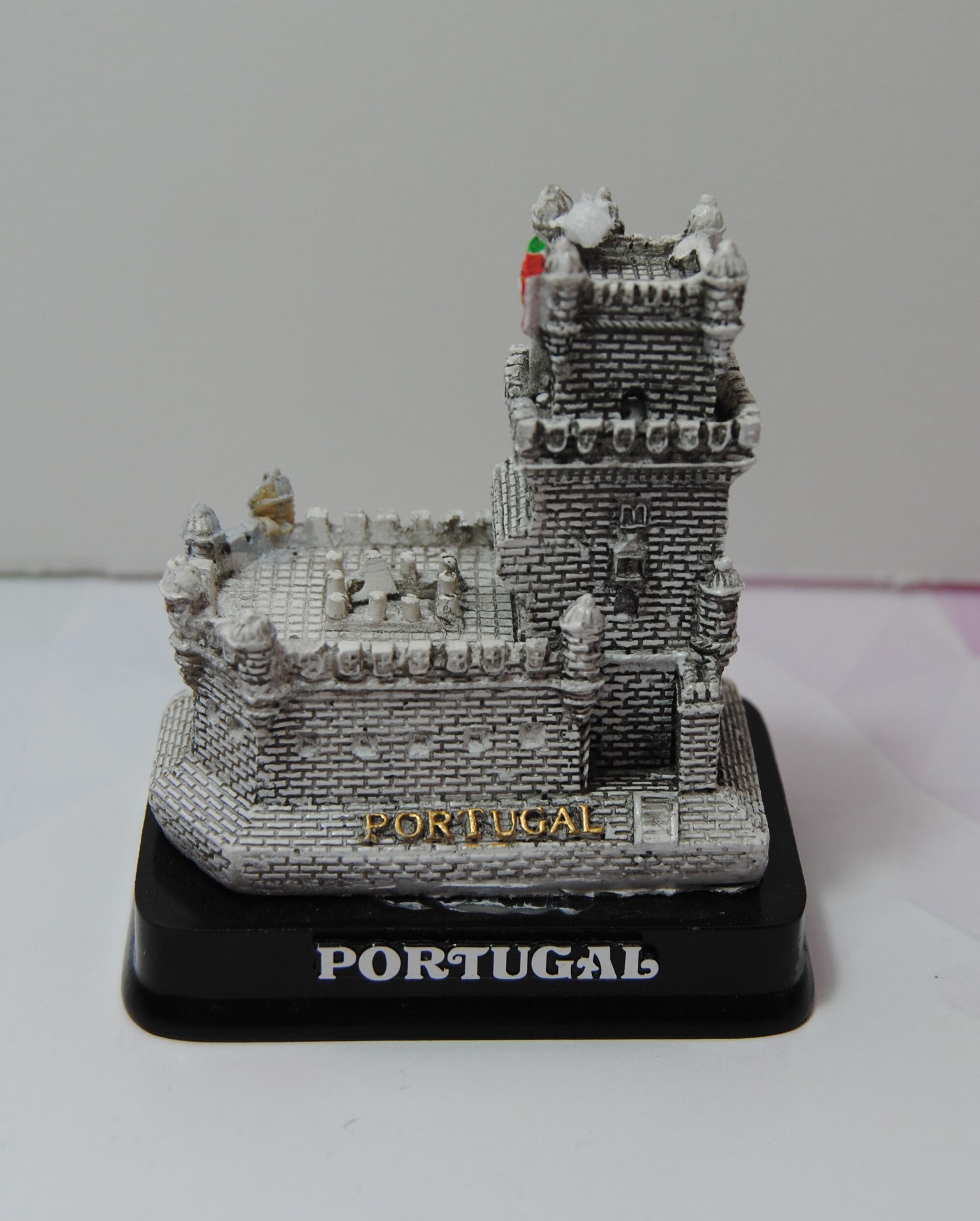 2 Puzzles 3D de Monumentos Famosos/Embalados! Santo Tirso • OLX Portugal