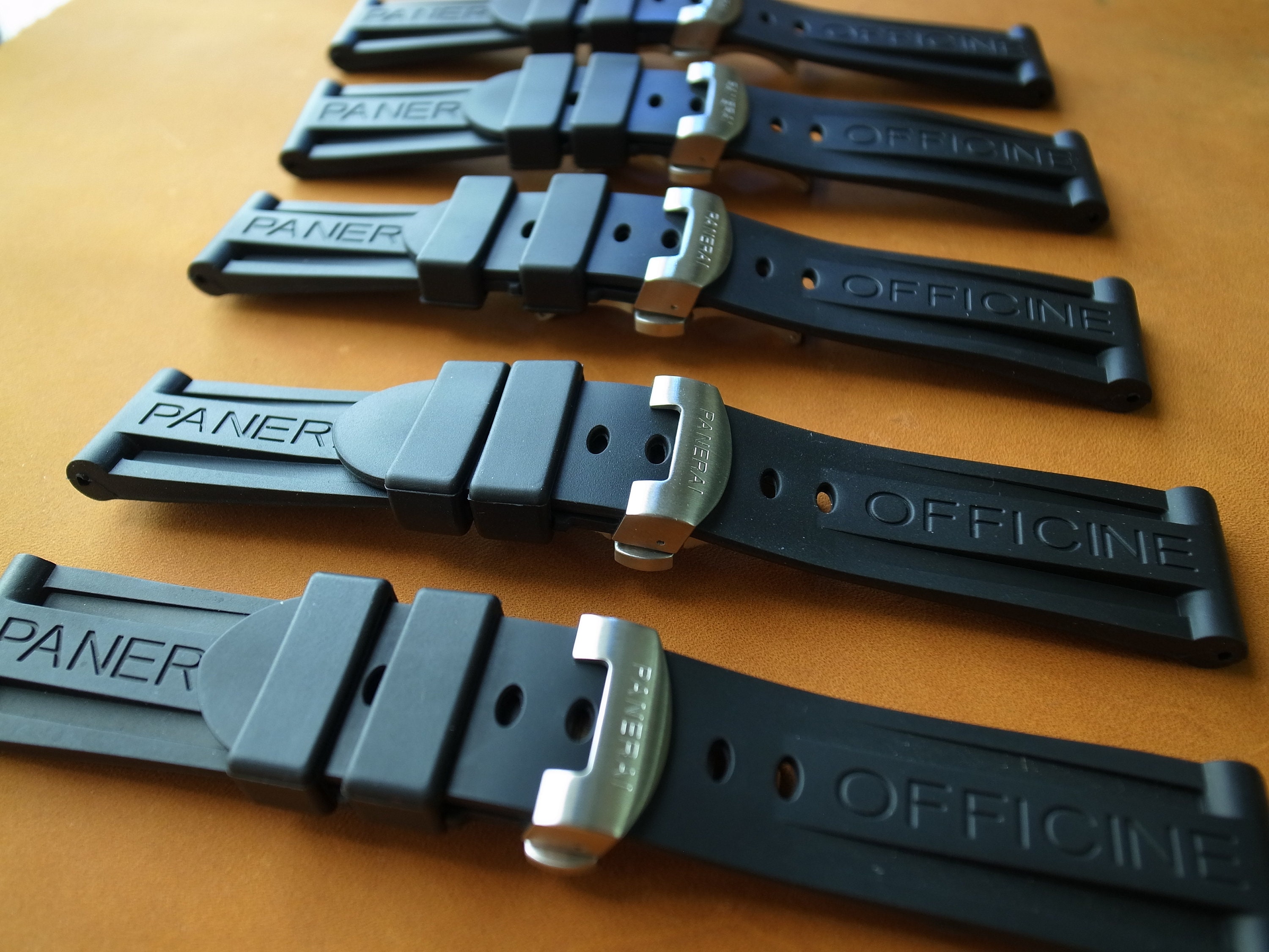 Panerai 24mm rubber strap with deployment clip buckle