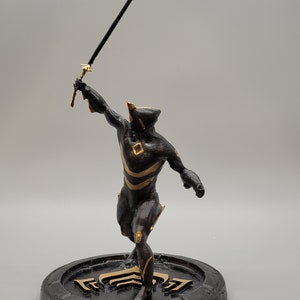 Excalibur Warframe-personage: 3D-geprint model