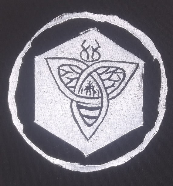 Celtic Knot Bee Linocut Punk Patch w. Glow in the Dark Etsy