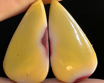 Mookaite Pair - Mookaite pear shaped for making jewelry and things. T.I.O - 2471 28x15x4mm. 27 carat