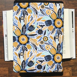 Large Booksleeve- Blue & Yellow Floral Book Sleeve | Hardcover Padded Booksleeve | Book Lovers |Gifts for Readers | Book Gifts