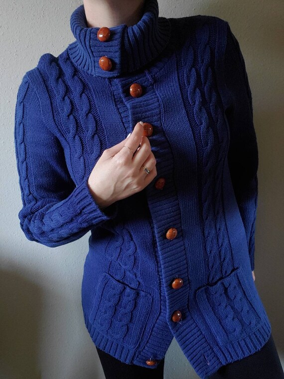 Vintage 70s Chunky Navy Cable Knit Cardigan, Size… - image 2