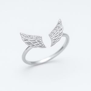 Angel Feather Wings Silver Ring / Angel wing ring 925 Sterling silver / Ladies Spiritual Ring / Gift for Her / sentimental gift
