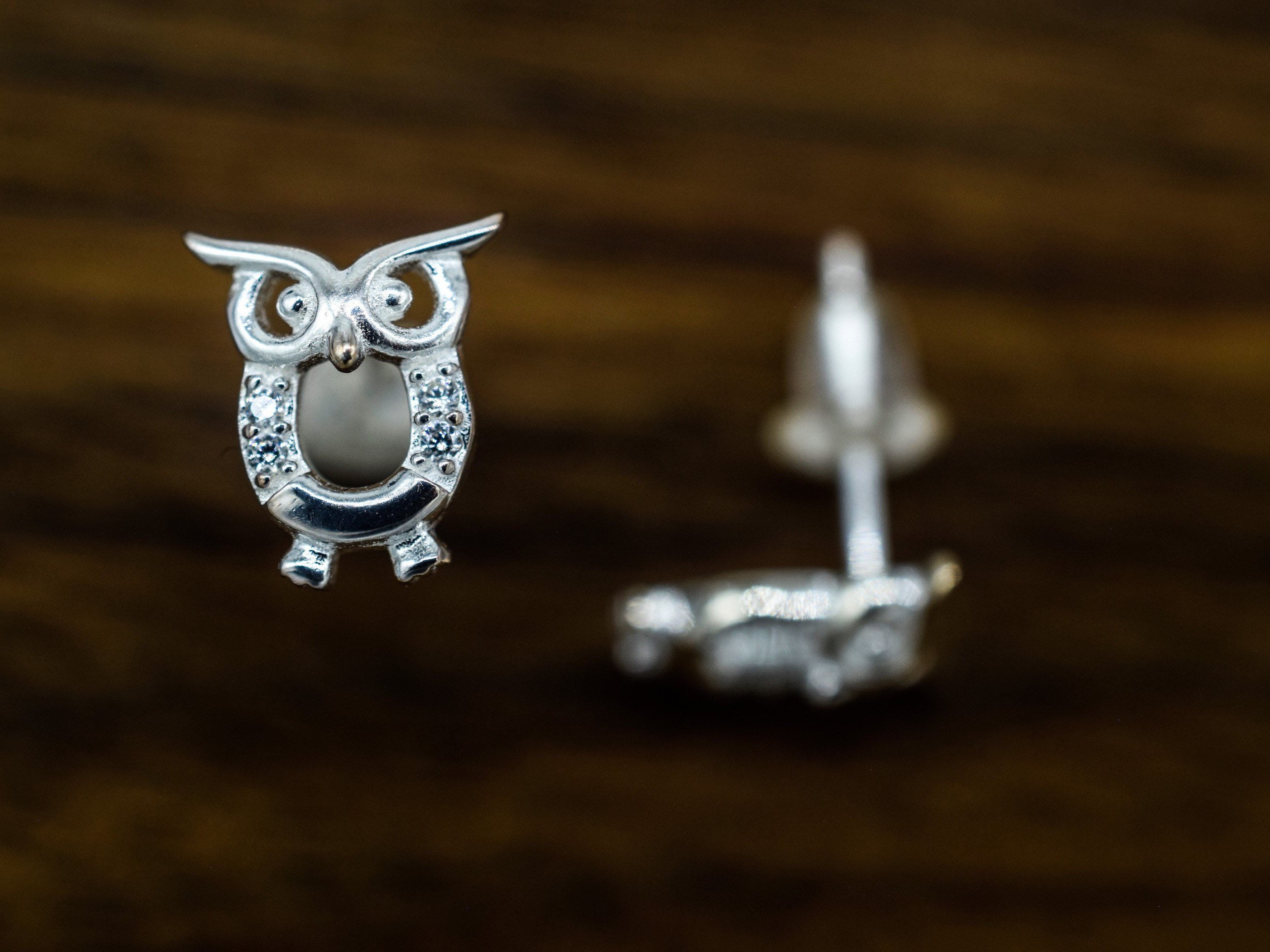 Charmsy - Pendientes De Tuerca De Plata De Ley 925 Con