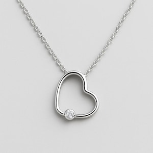 Collier coeur ouvert en argent sterling avec pendentif CZ / Collier minimaliste délicat S925 / Bijoux de tous les jours / Cadeau pour elle / Cadeau sentimental