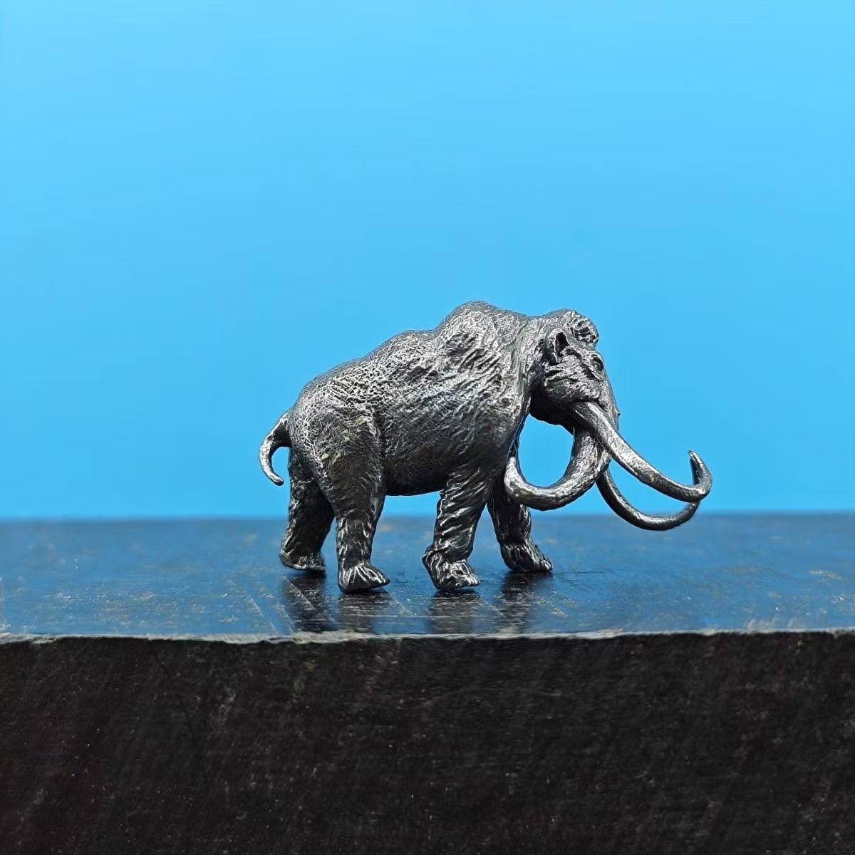 Mammoth sculpture - Etsy 日本