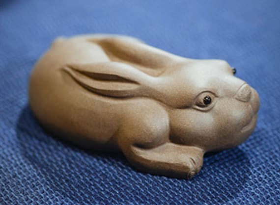 chinese Yixing Zisha pottery tea pet rabbit 