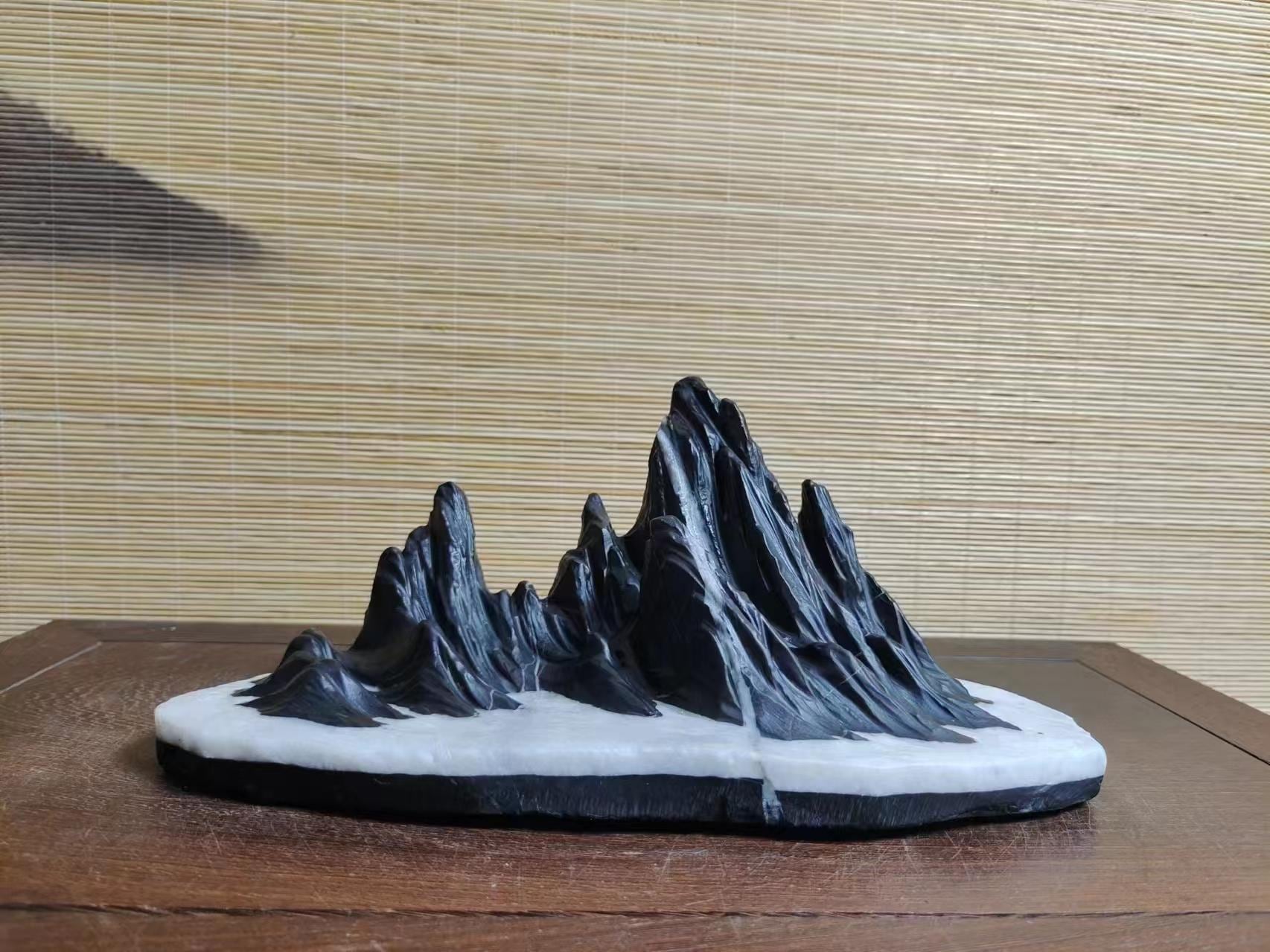 China Natural Stone Mountain Stones Bonsai Suiseki Lingbi Stone