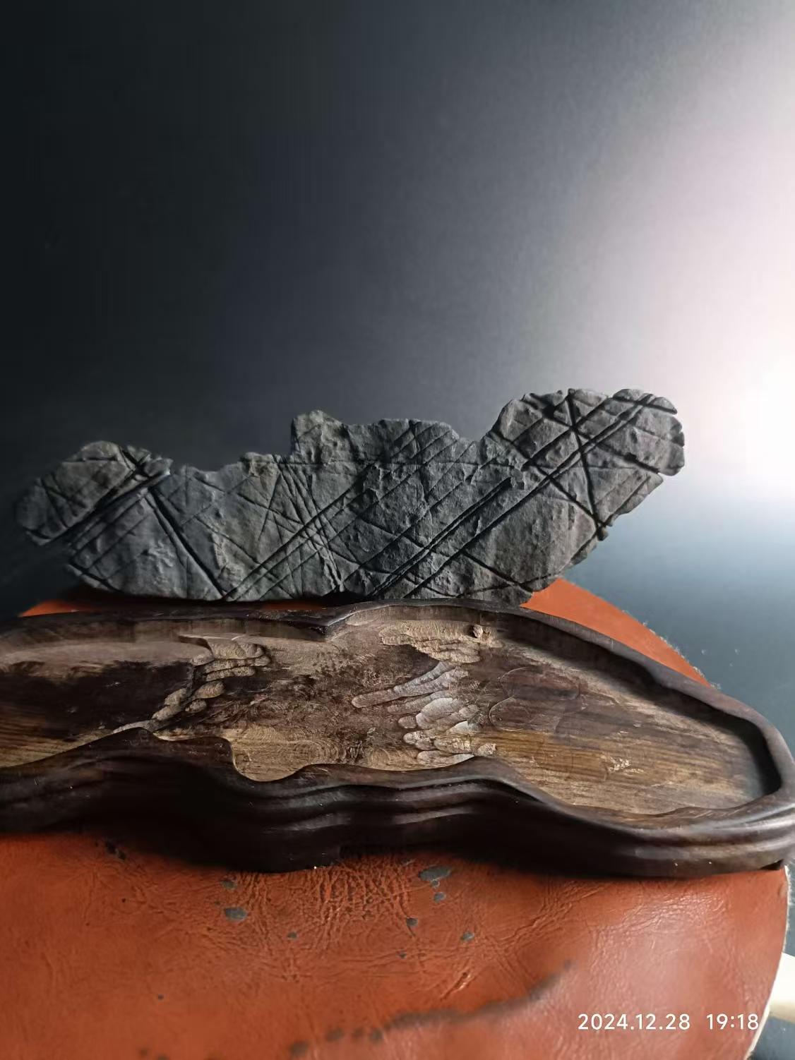 China Natural Stone Mountain Stones Bonsai Suiseki Youlan Orchid