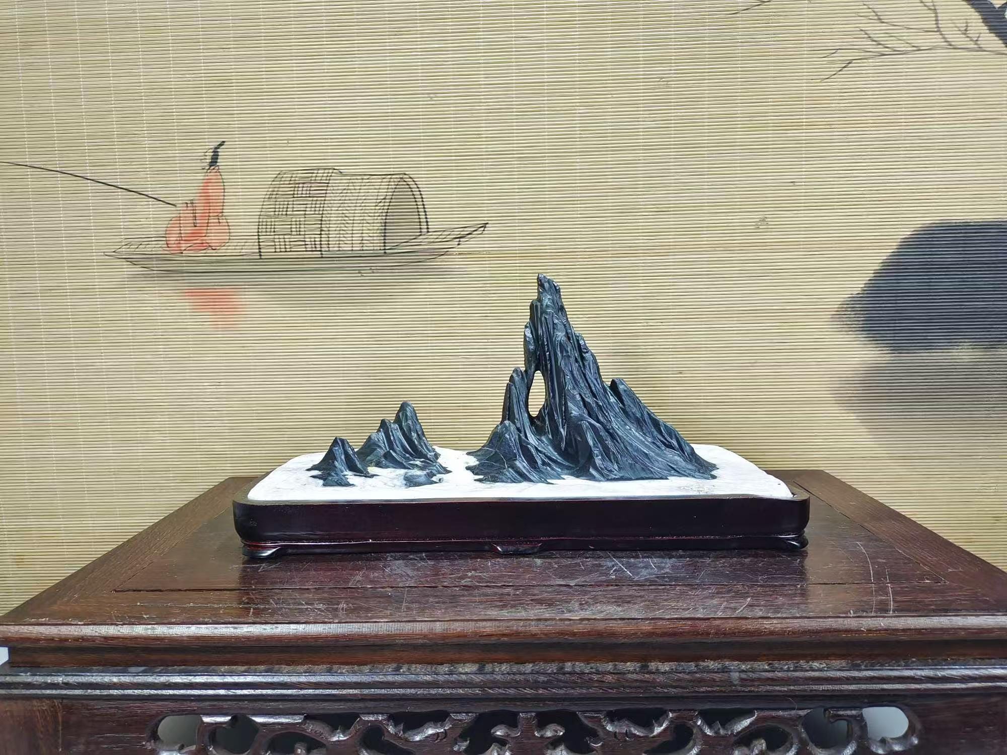 China Natural Stone Mountain Stones Bonsai Suiseki Lingbi Stone