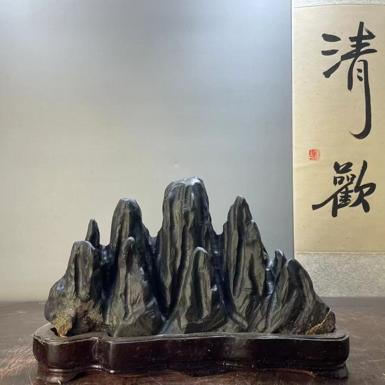 China Natural Stone Mountain Stones Bonsai Suiseki Lingbi Stone
