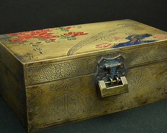 Chinese Antique Old Shell inlaid jewelry box 