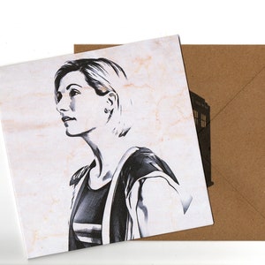 Tarjeta de felicitación Jodie Whittaker 15x15 y sobre en blanco en el interior