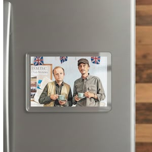 Mackenzie Crook, Toby Jones Calamita da frigo in stile disegno 7,5 x 4,5 cm