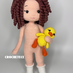 Muñeca patrón de ganchillo Muñeca Amigurumi MİA y Patito English/Français/Português/Espanol imagen 9