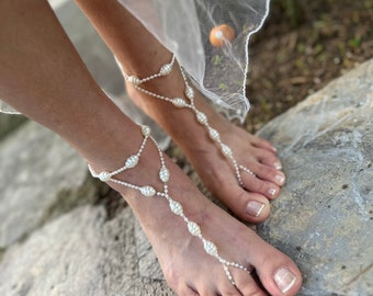 Big Pearls Wedding Barefoot Sandals..Wedding anklets..Beach wedding beaded barefoot sandals