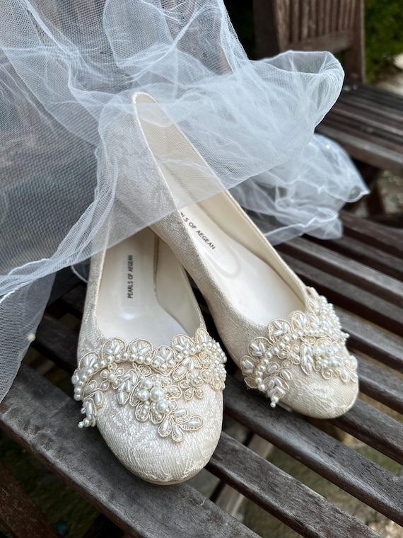 Hand-Beaded French Lace Wedding Flats - Artisan Bridal Ballet Shoes - Comfortable Ivory Lace Wedding Shoes for Bride - Elegant Bride