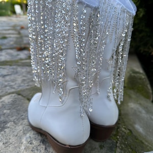 Witte cowgirl-trouwlaarzen...Western-cowgirls Wintertrouwlaarzen.. Bruidveterlaarzen.. Trouwschoenen