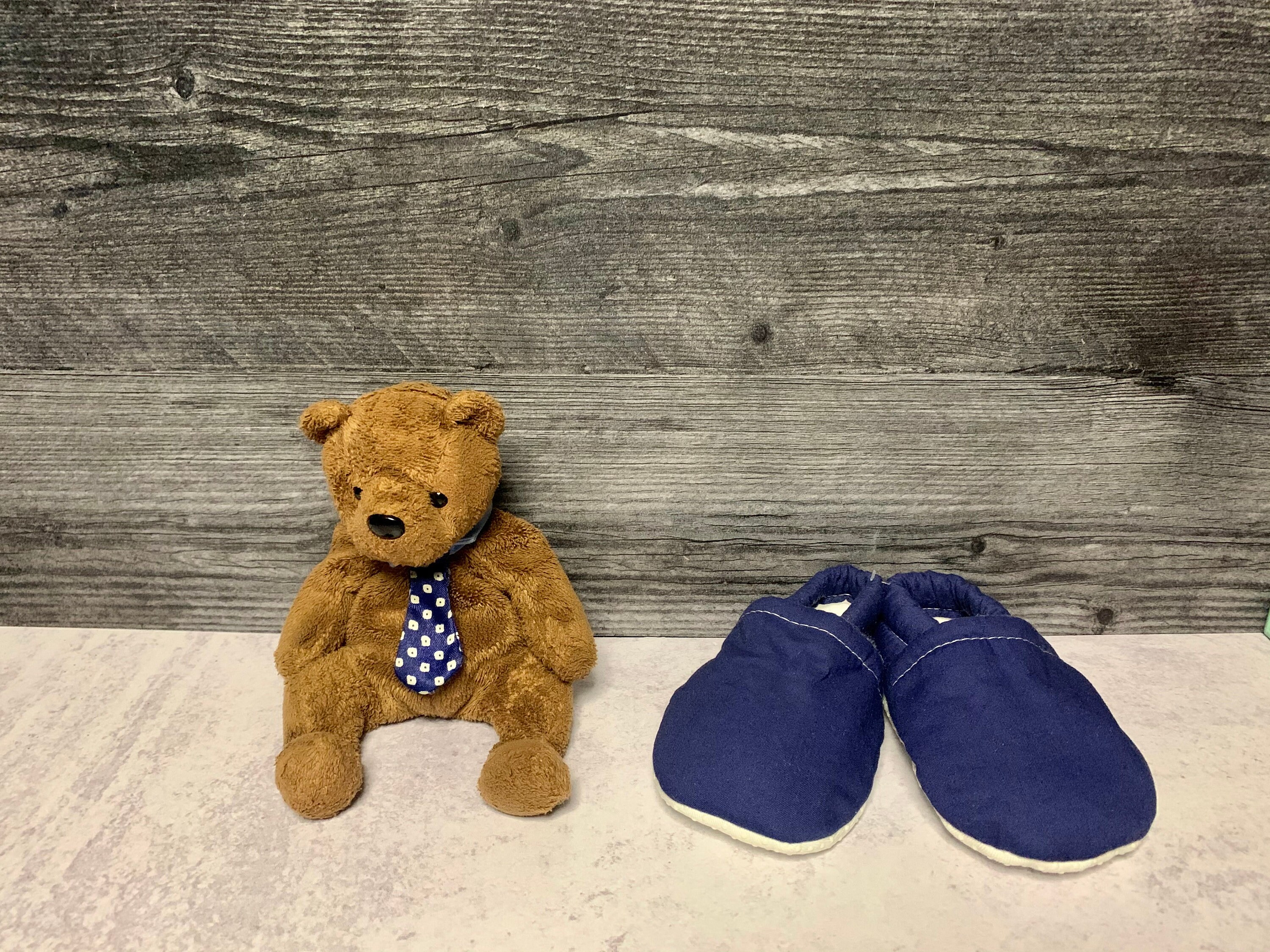 navy blue infant shoes