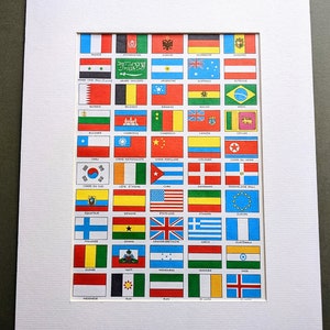 Gráfico de bandeiras de 1948 - Impressão vintage original - Cinquenta países - Vexilologistas - Ilustração vintage - Montado e com tapete - Decoração de parede