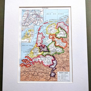 Carte des Pays-Bas de 1948, impression vintage originale - Pays-Bas - Belgique - Cartographie - Montage contrecollé et passe-partout - Décoration murale