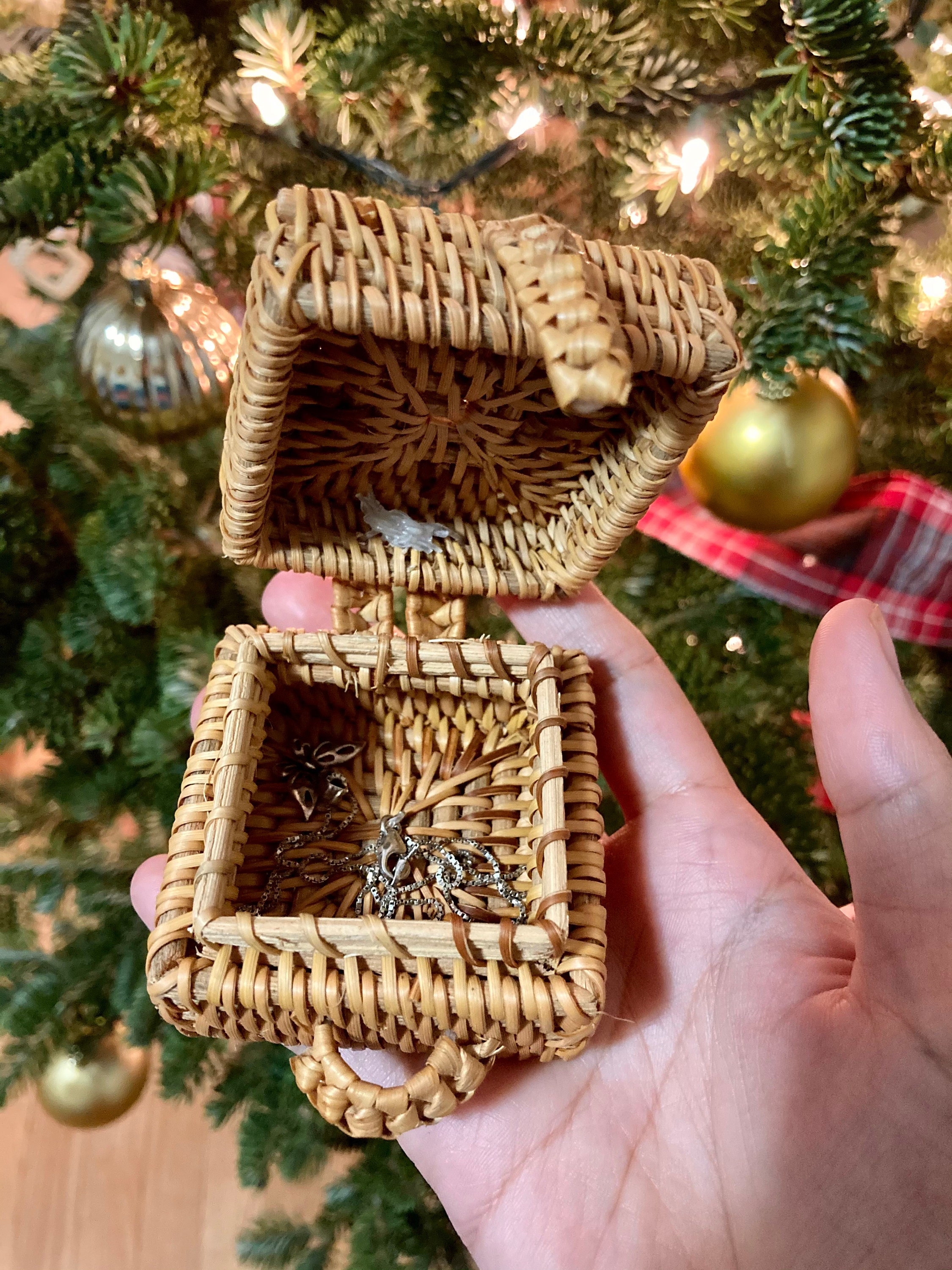 Handmade Jewelry Box, Biodegradable, Gift Box, Sustainable, Rattan, Eco