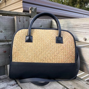 Laptop bag, messenger bag | Graduation Work school professional business gifts for women men | removable strap
