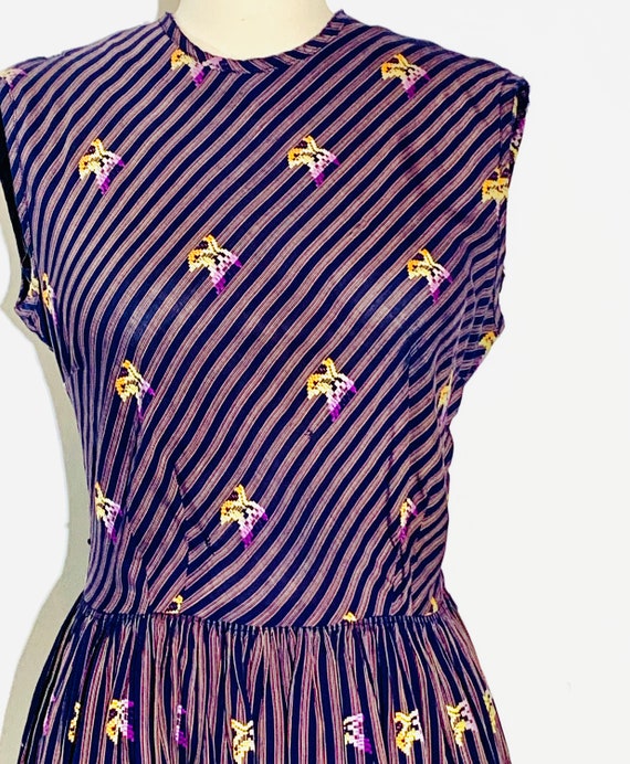 1960’s Embroidered Dress - image 4