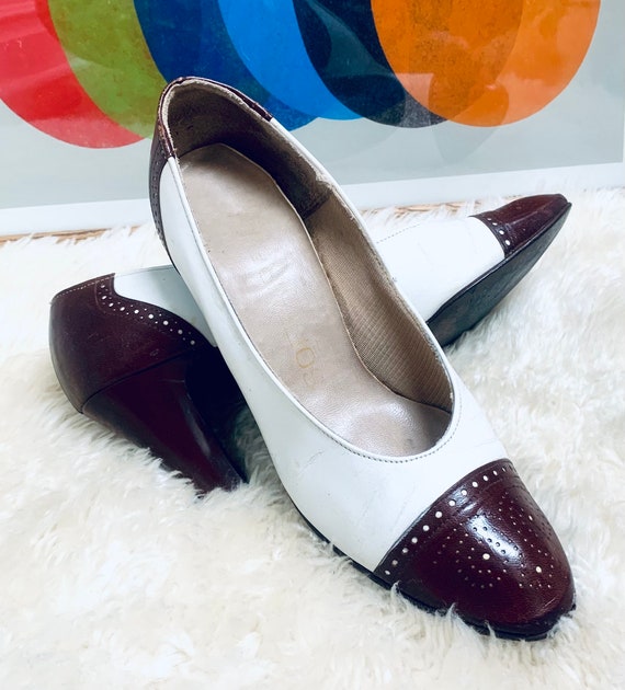 1970’s White and Brown Pumps size 5 - image 3