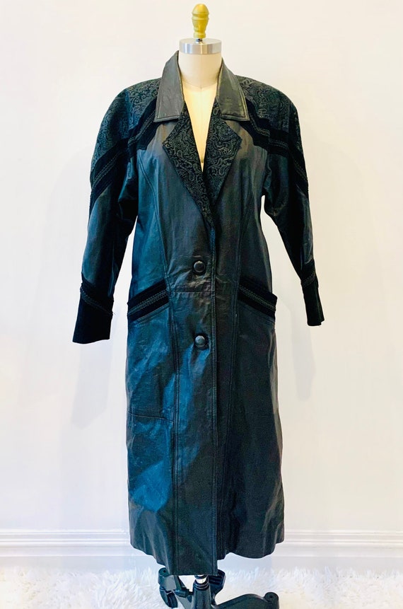 1990’s Black Leather Coat - image 1